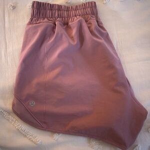 lululemon velvet dust Hotty Hot Low-Rise 4”